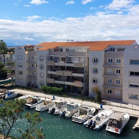 Διαμέρισμα Marina Pres Tres Calme